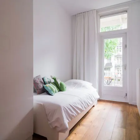Apartment Short